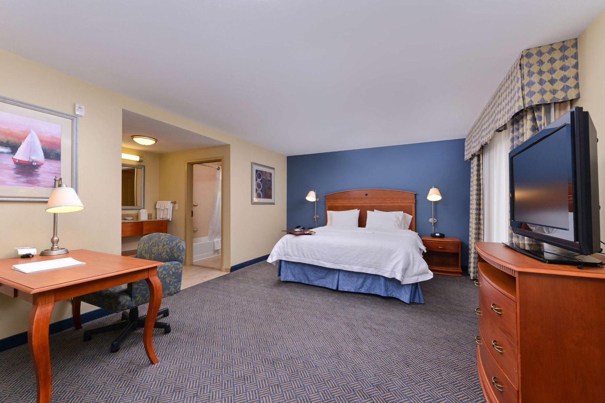 Hampton Inn Эванстон Экстерьер фото