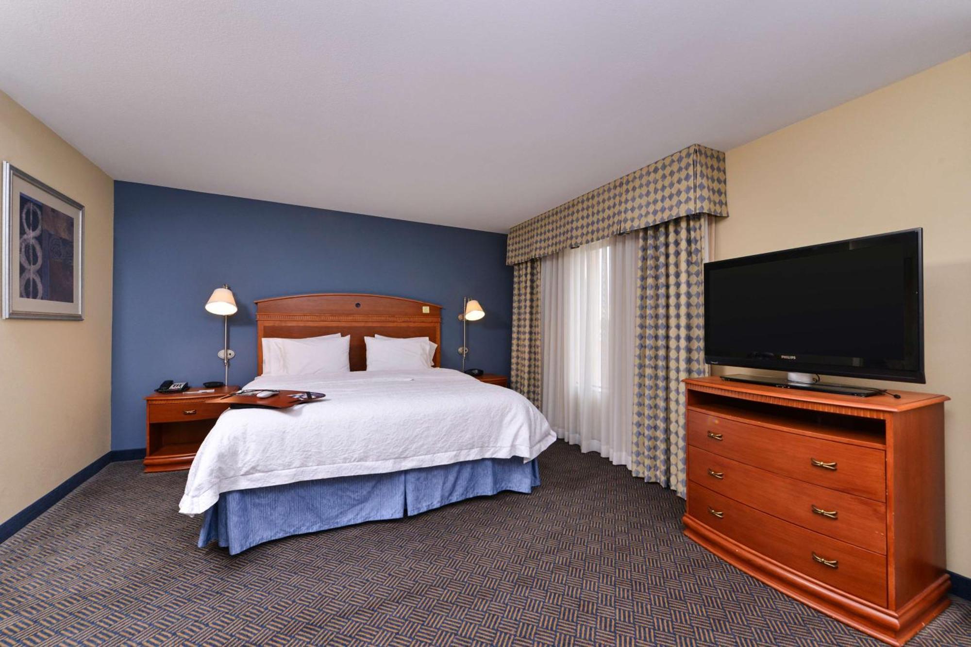 Hampton Inn Эванстон Экстерьер фото