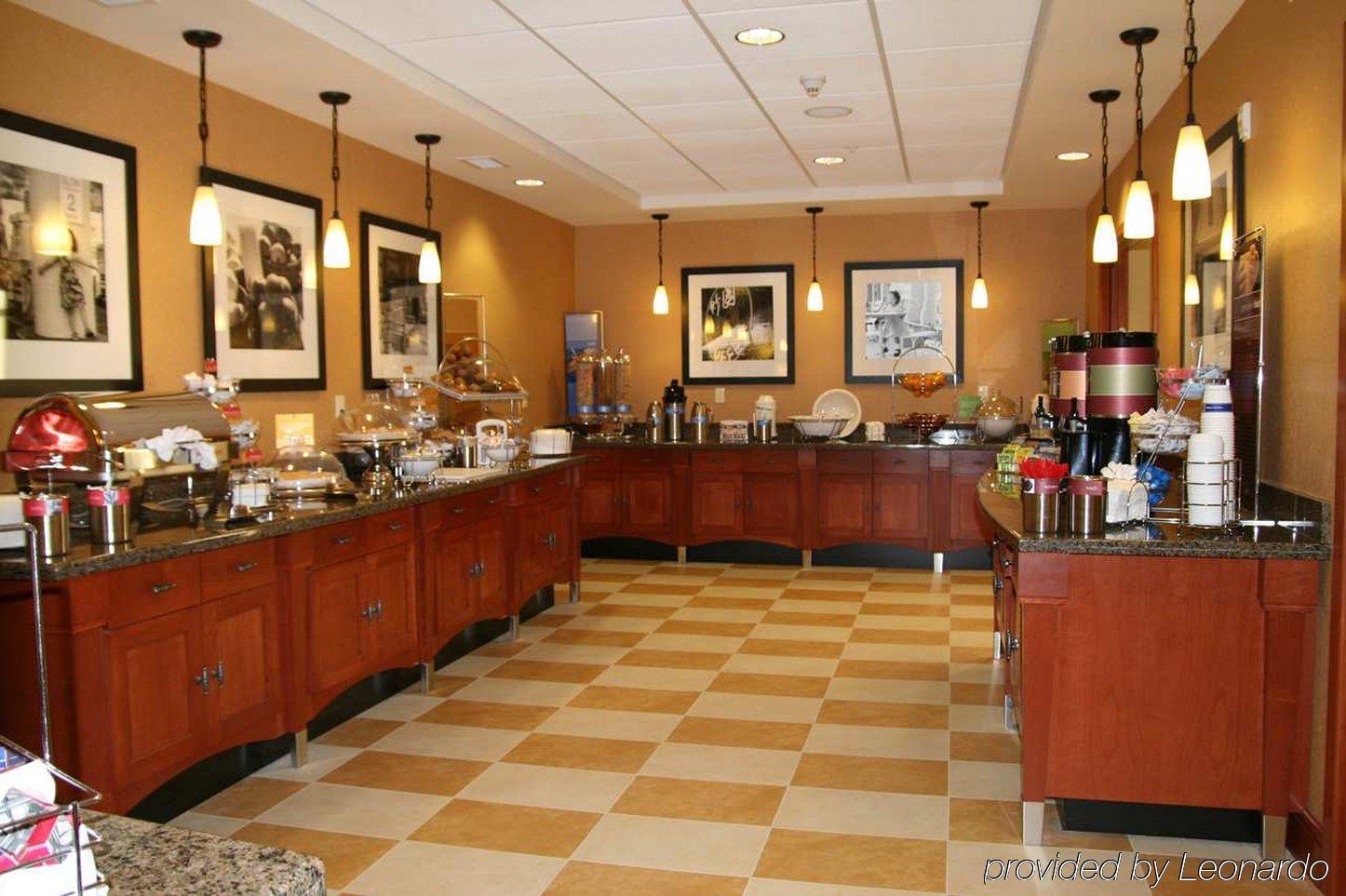 Hampton Inn Эванстон Экстерьер фото