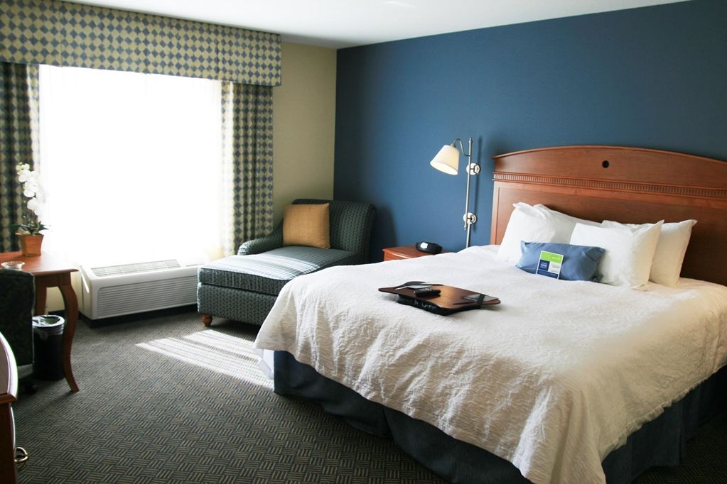 Hampton Inn Эванстон Номер фото